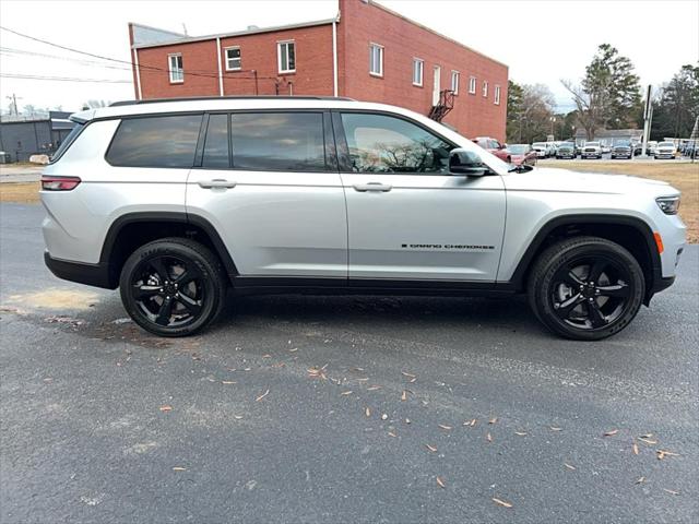 2025 Jeep Grand Cherokee GRAND CHEROKEE L ALTITUDE X 4X2