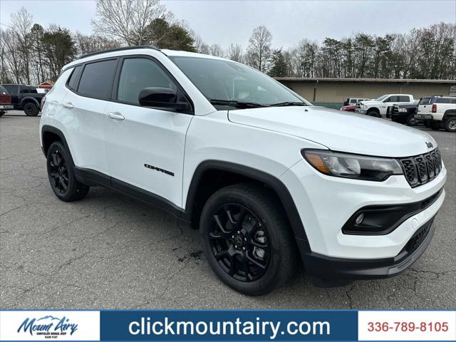 2025 Jeep Compass COMPASS LATITUDE 4X4