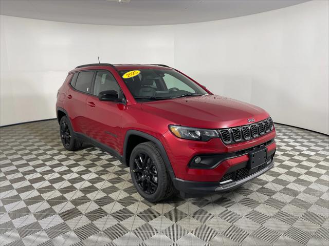 2025 Jeep Compass COMPASS LATITUDE 4X4