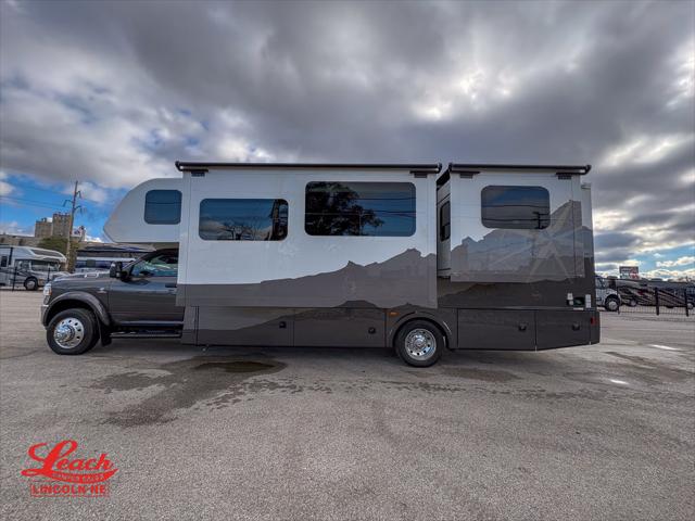 2025 Ram 5500 Tradesman/SLT