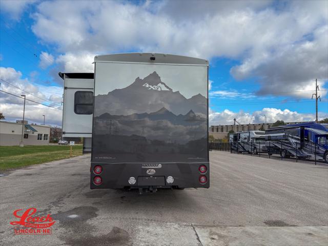 2025 Ram 5500 Tradesman/SLT