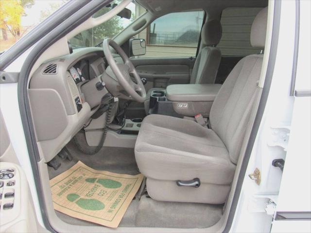 2003 Dodge Ram 2500 SLT Clean, 6 Speed manual, No dealer fees! Clean,