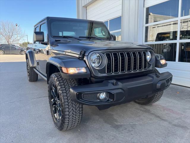 2025 Jeep Gladiator GLADIATOR NIGHTHAWK 4X4