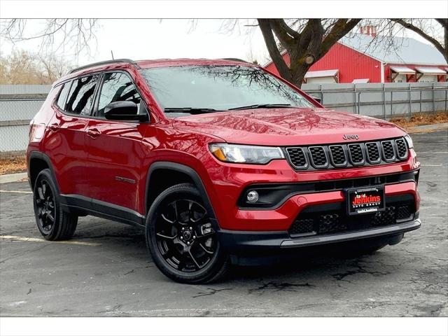 2025 Jeep Compass COMPASS LATITUDE 4X4