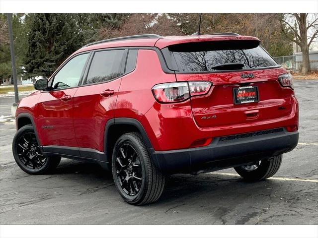 2025 Jeep Compass COMPASS LATITUDE 4X4