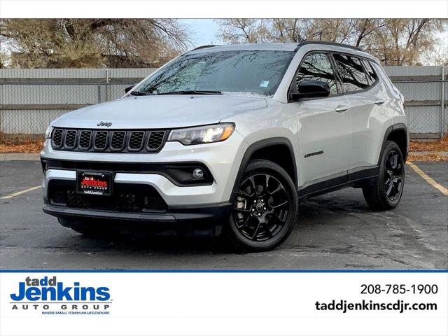 2025 Jeep Compass COMPASS LATITUDE 4X4