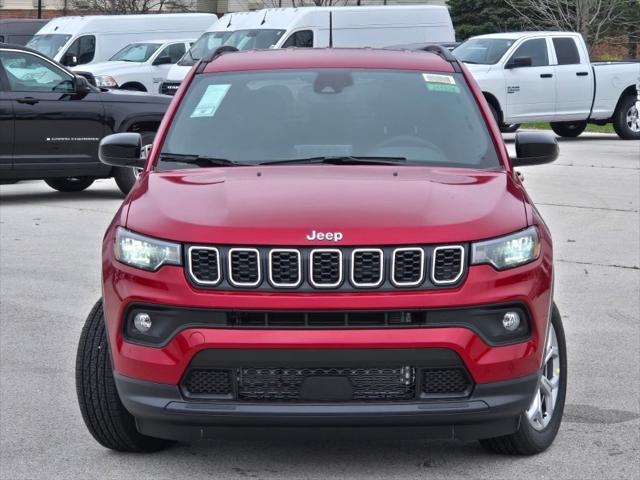 2025 Jeep Compass COMPASS LATITUDE 4X4