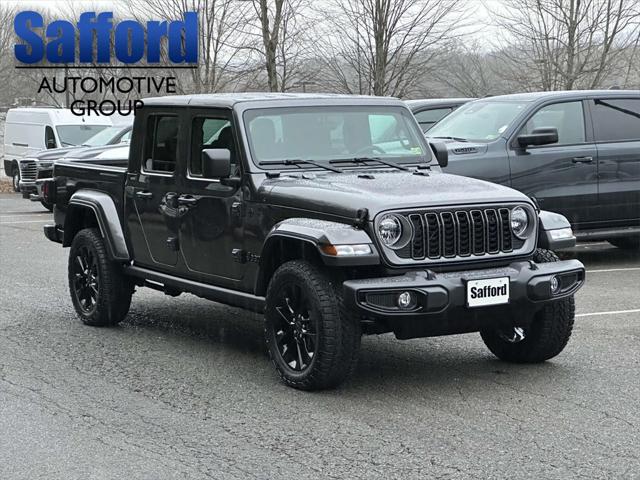 2025 Jeep Gladiator GLADIATOR NIGHTHAWK 4X4