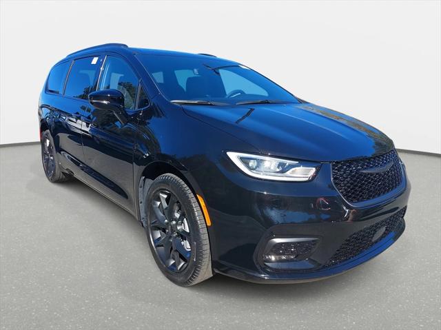 2025 Chrysler Pacifica PACIFICA LIMITED AWD