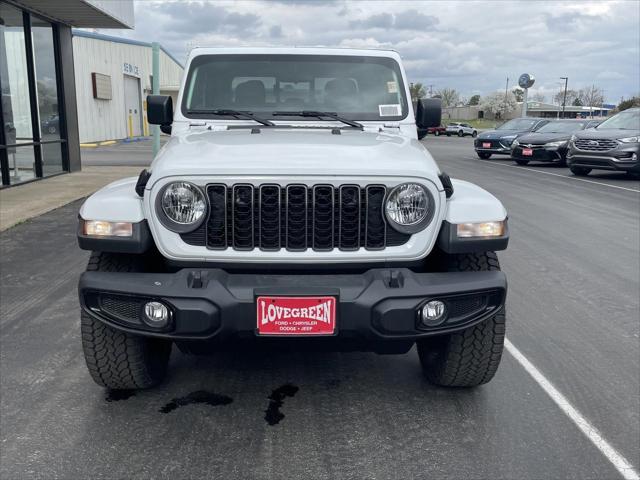 2025 Jeep Gladiator GLADIATOR NIGHTHAWK 4X4