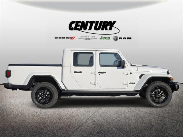 2025 Jeep Gladiator GLADIATOR NIGHTHAWK 4X4
