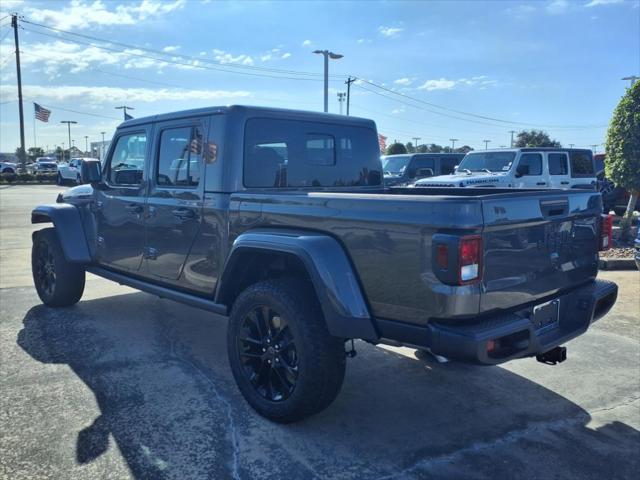 2025 Jeep Gladiator GLADIATOR NIGHTHAWK 4X4