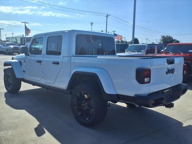 2025 Jeep Gladiator GLADIATOR NIGHTHAWK 4X4