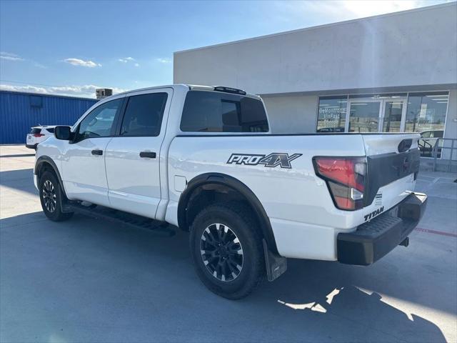 2021 Nissan TITAN Crew Cab PRO-4X 4x4