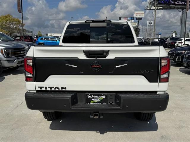 2021 Nissan TITAN Crew Cab PRO-4X 4x4