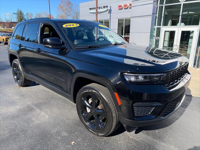 2023 Jeep Grand Cherokee Altitude 4x4