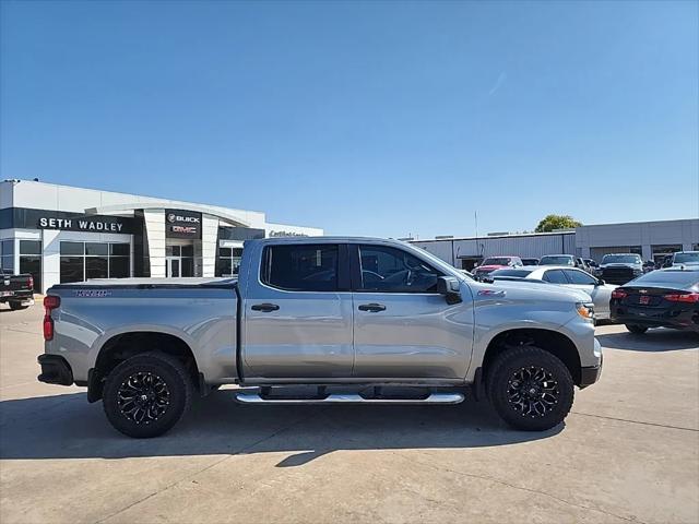 2024 Chevrolet Silverado 1500 4WD Crew Cab Short Bed Custom Trail Boss