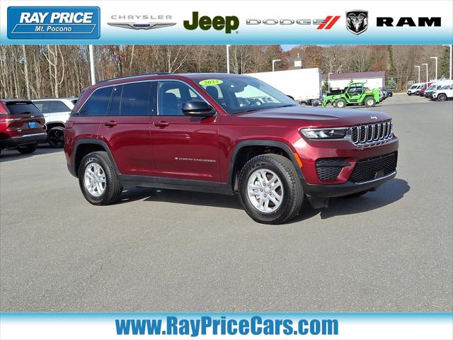 2023 Jeep Grand Cherokee Laredo 4x4