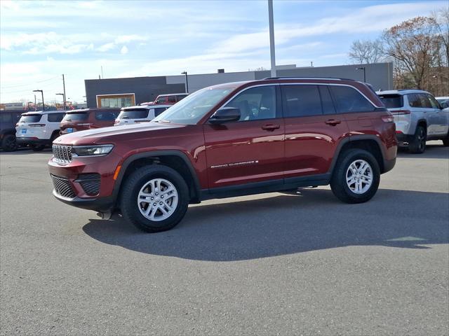 2023 Jeep Grand Cherokee Laredo 4x4