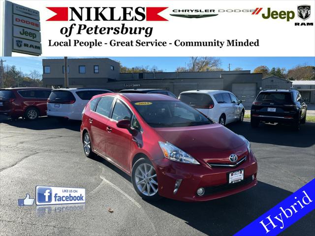 2013 Toyota Prius v Five