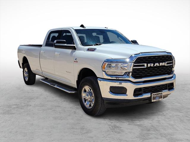 2022 RAM 3500 Big Horn Crew Cab 4x4 8 Box