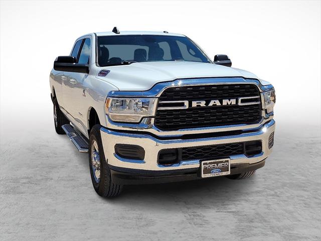 2022 RAM 3500 Big Horn Crew Cab 4x4 8 Box