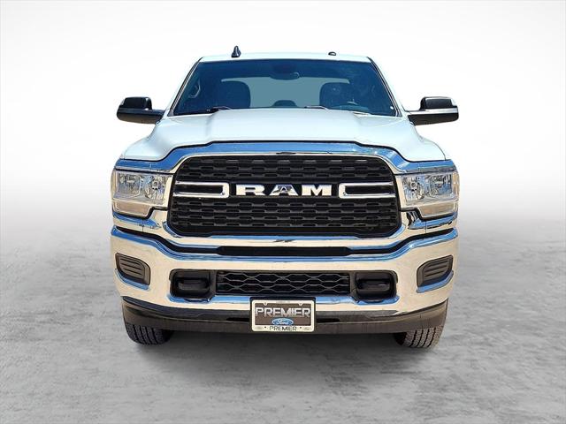 2022 RAM 3500 Big Horn Crew Cab 4x4 8 Box