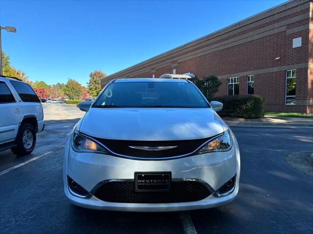 2020 Chrysler Pacifica Touring