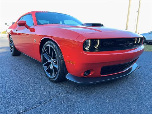 2018 Dodge Challenger 392 Hemi Scat Pack Shaker