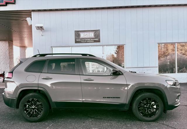 2023 Jeep Cherokee Altitude Lux 4x4