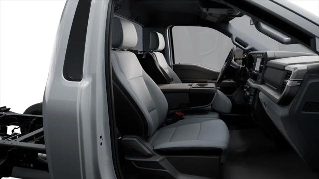 2023 Ford F-550 XLT