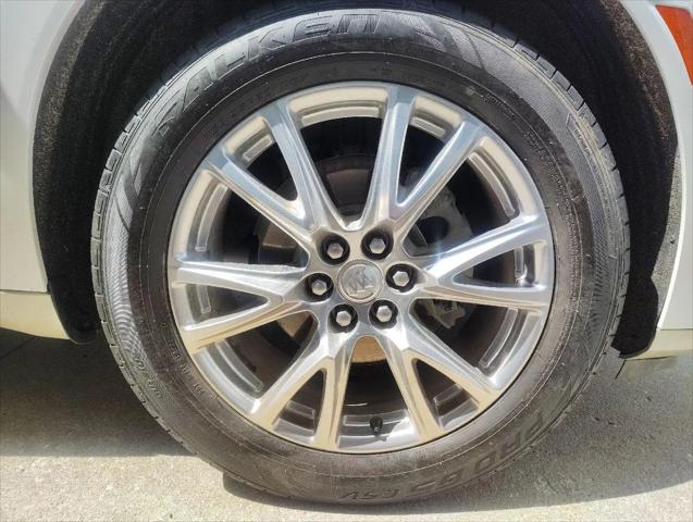 2022 Buick Enclave FWD Premium