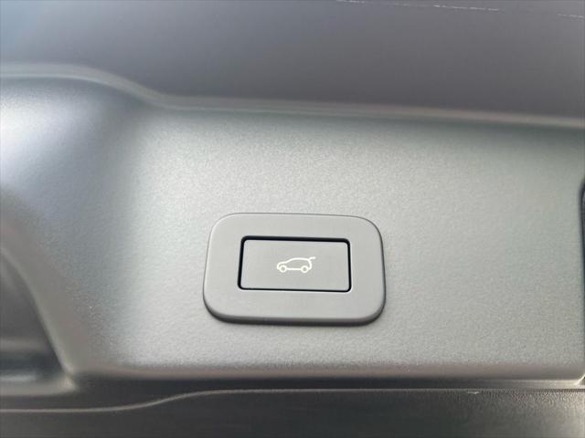 2025 Land Rover Range Rover Evoque Dynamic SE