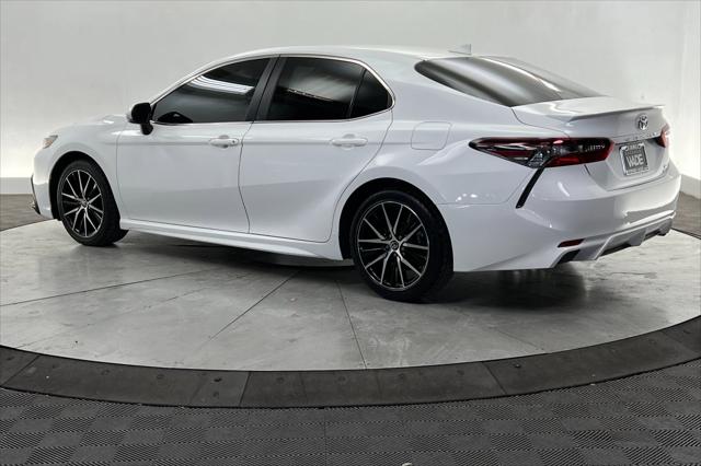 2023 Toyota Camry SE AWD