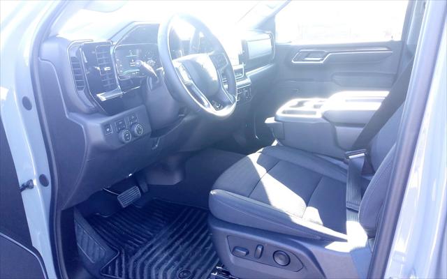 2024 Chevrolet Silverado 1500 4WD Crew Cab Short Bed LT