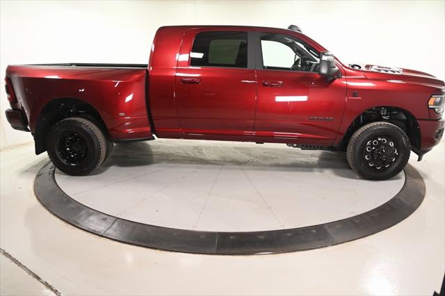 2024 RAM Ram 3500 RAM 3500 LARAMIE MEGA CAB 4X4 64 BOX