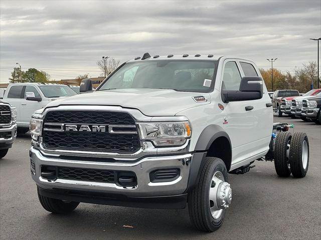 2024 RAM Ram 5500 Chassis Cab RAM 5500 TRADESMAN CHASSIS CREW CAB 4X4 60 CA