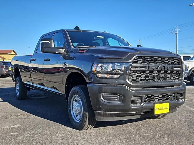 2024 RAM Ram 2500 RAM 2500 TRADESMAN CREW CAB 4X4 8 BOX