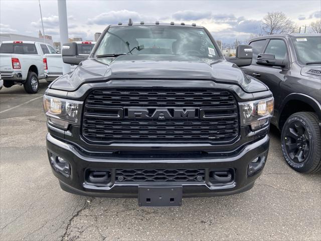 2024 RAM Ram 3500 RAM 3500 BIG HORN CREW CAB 4X4 8 BOX