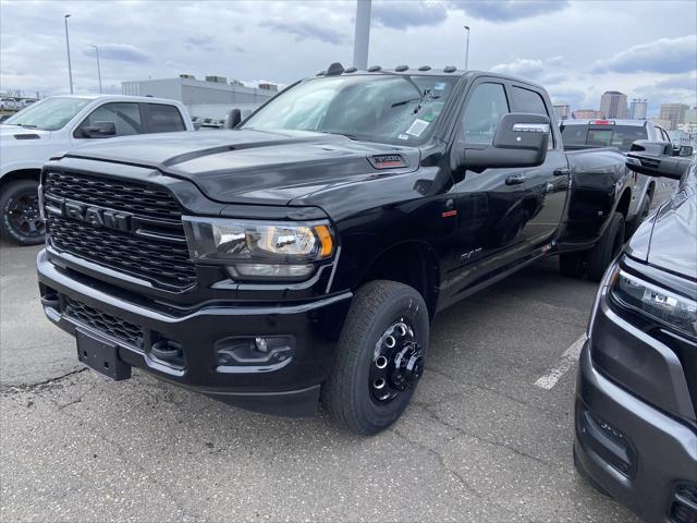 2024 RAM Ram 3500 RAM 3500 BIG HORN CREW CAB 4X4 8 BOX