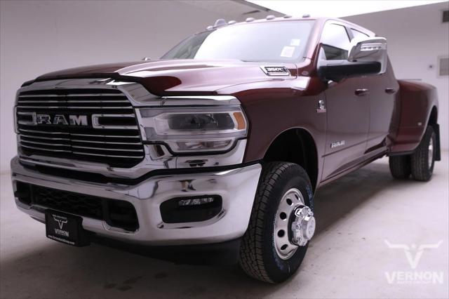 2024 RAM Ram 3500 RAM 3500 LARAMIE MEGA CAB 4X4 64 BOX