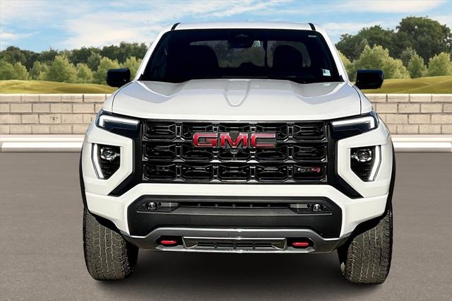 2023 GMC Canyon 4WD Crew Cab Short Box AT4