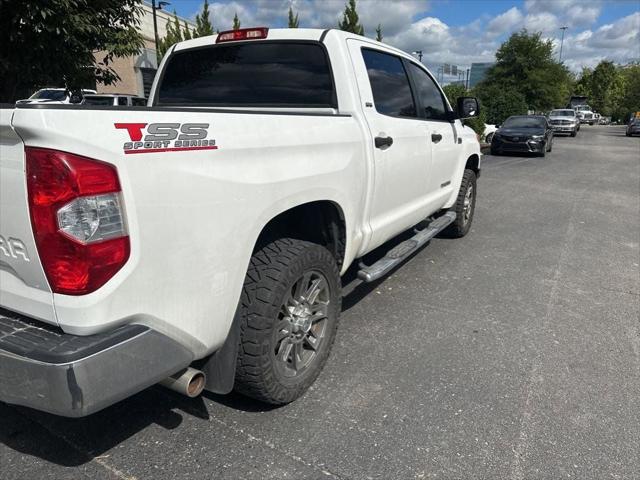 2015 Toyota Tundra SR5 5.7L V8 2015 Toyota Tundra SR5 5.7L V8