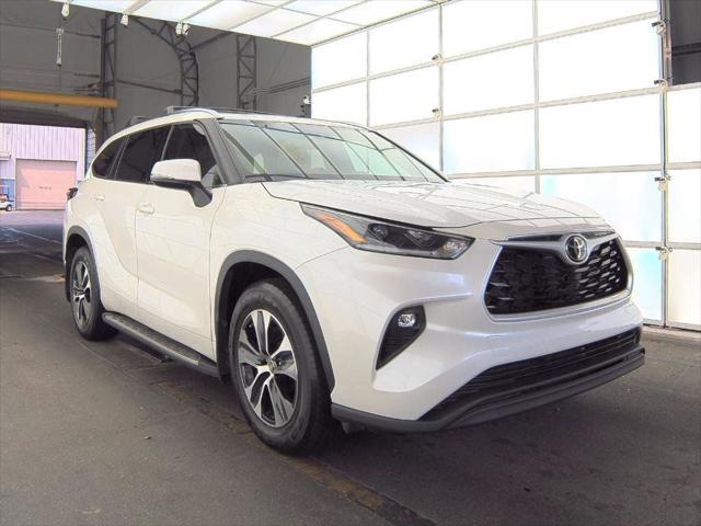 2021 Toyota Highlander XLE 2021 Toyota Highlander XLE