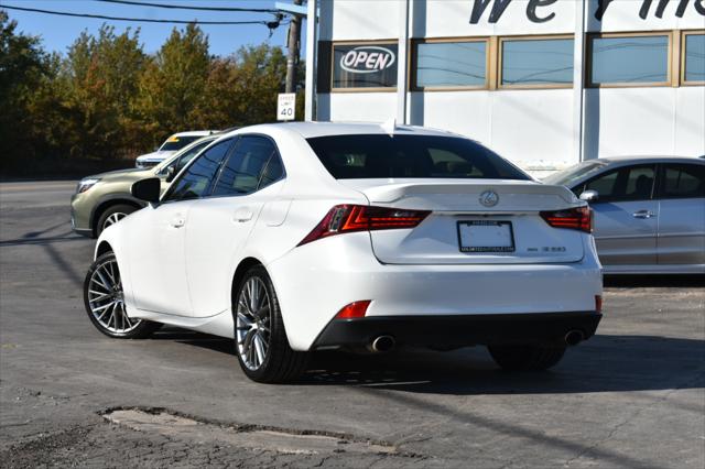 2015 Lexus IS 250 Crafted Line