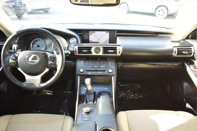 2015 Lexus IS 250 Crafted Line