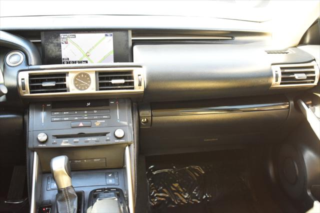2015 Lexus IS 250 Crafted Line