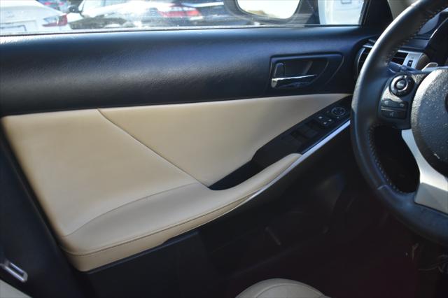 2015 Lexus IS 250 Crafted Line