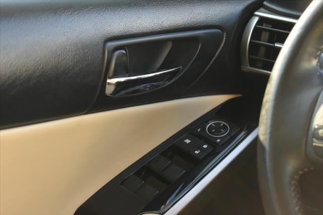 2015 Lexus IS 250 Crafted Line