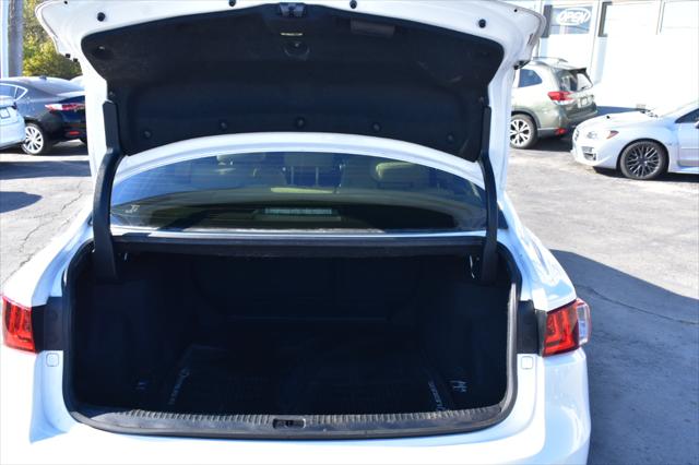 2015 Lexus IS 250 Crafted Line